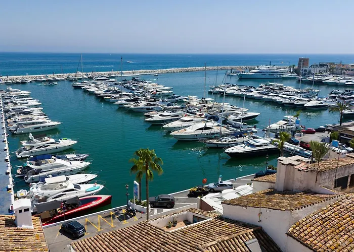 241 Puerto Banus Front Line Apartment Marbella