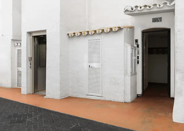 Apartment 241 Puerto Banus Front Line Marbella